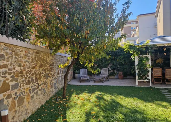Serra Di Mare Casa Con Giardino
